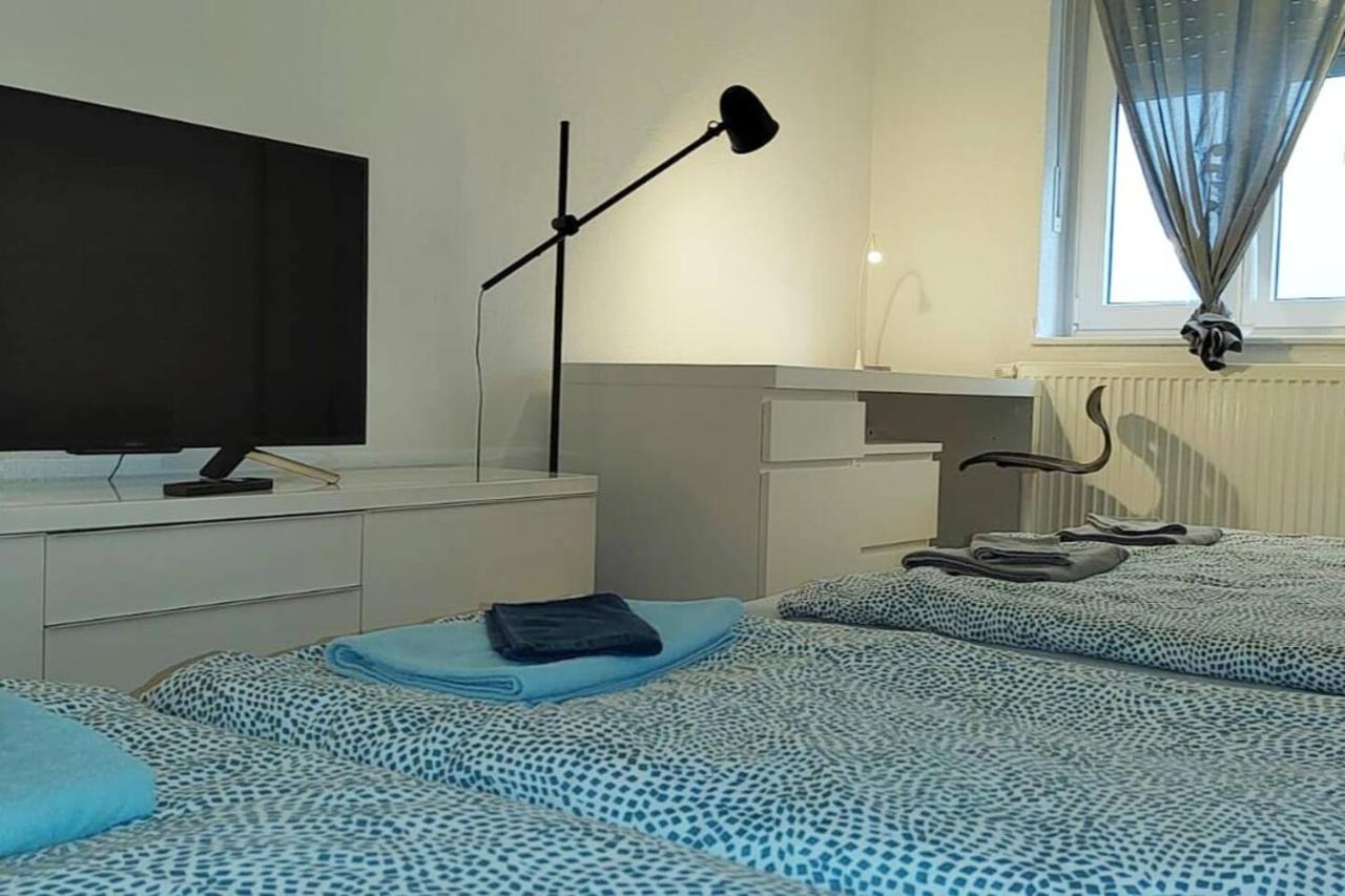 Privatzimmer Nahe Bahnhof Und City Wurzburg Ngoại thất bức ảnh