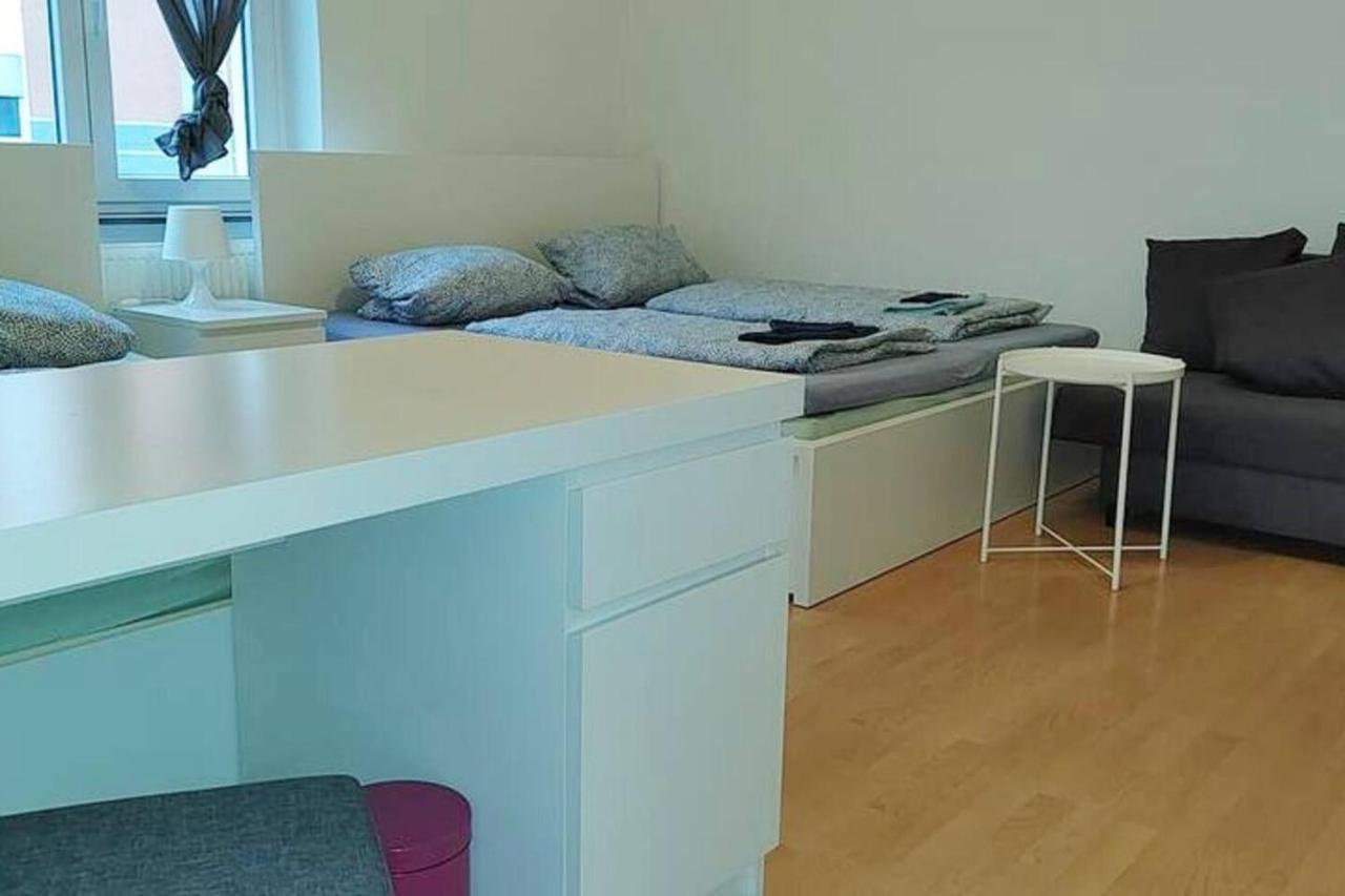 Privatzimmer Nahe Bahnhof Und City Wurzburg Ngoại thất bức ảnh